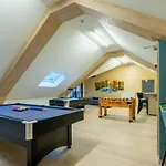Dds Villa Manhay