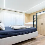 Dds Villa Manhay