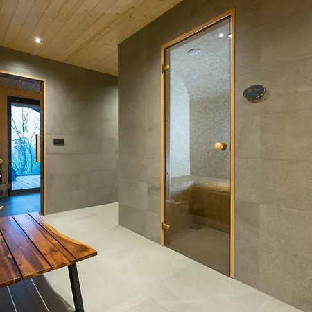 Dds Villa Manhay